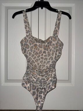 AFRM juniors Leopard Print One-Piece bodysuit. Tan & Gray
